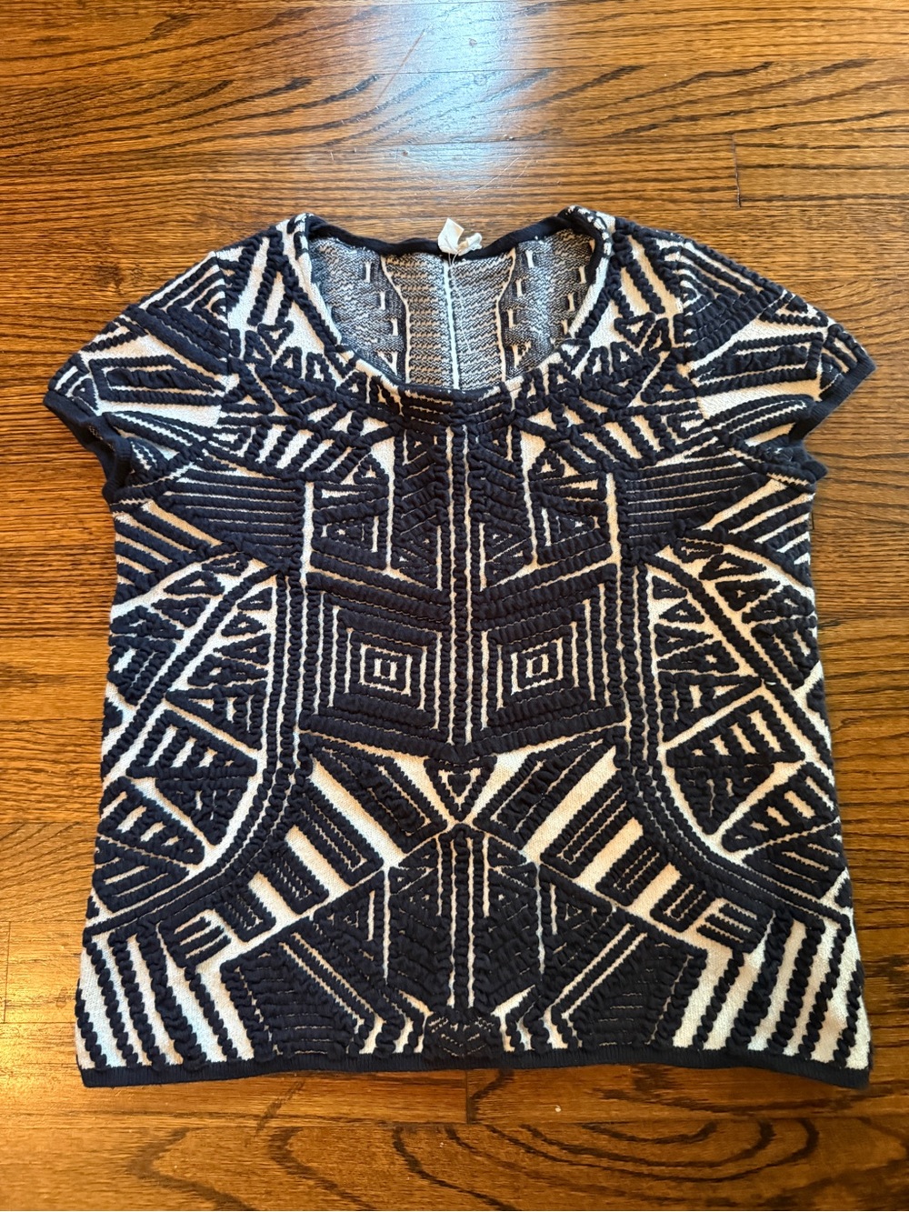 Moth Navy and White Geometric Short Sleeve Knit Top